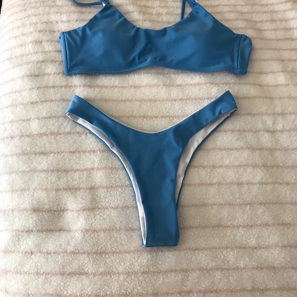 NWOT Blue Thong Bikini! Never worn!! - Picture 2 of 5